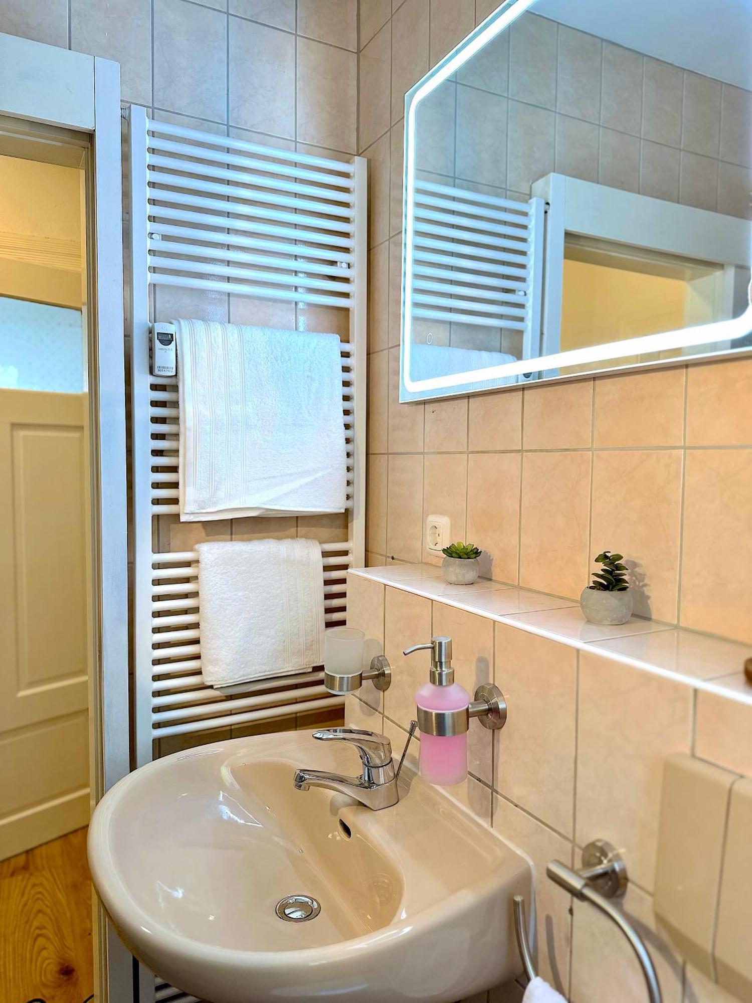 Boutique • Zentrum • Netflix • Parkplatz Apartment